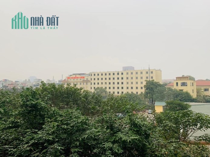 Bán nhà phố, mặt tiền Đường Trường Chinh, Quận Đống Đa DT 245m2*4T, MT 8m giá 112 tỷ Hà Nội 2 thoáng