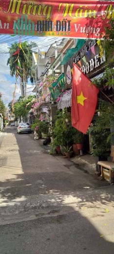 Bán Đất Tặng Nhà Khu Vip Cổng 2, Phường Trung Dũng, Tp Biên Hòa, Đồng Nai.