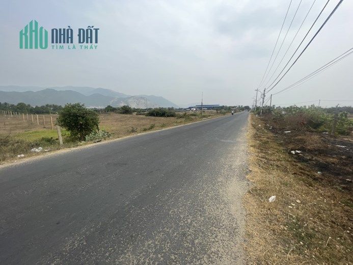 Bán đất MT Nguyễn Huệ,Vạn Ninh Giá Đtư chỉ 12tr/m2