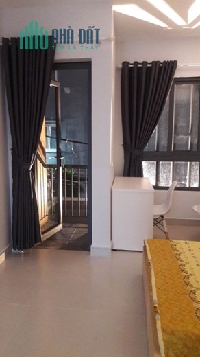 MÌNH CÒN 02 PHÒNG BANCON, 02 PHÒNG CỬA SỔ LỚN PHÒNG MỚI TINH TƯƠM.
