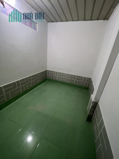 CHO THUÊ 5 CĂN NHÀ - HẺM 220 ĐƯỜNG CMT8 - NHÀ CÁCH MẶT TIỀN CMT8 KHOẢNG 150m - HẺM XÉO ĐƯỜNG TRẦN