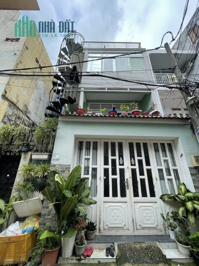 Bán nhà Hẻm xe hơi 215/ Nguyễn Xí Q. Bình Thạnh, 105m2, 3 Tầng 8PN, Ngang 6.6m