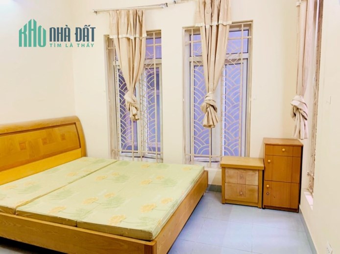 SIÊU HIẾM !!! Bán nhà đẹp phố Chùa Láng Đống Đa 48m2, 5 tầng Lô góc, Ô tô dừng đỗ ngày đêm, chỉ 8 tỷ