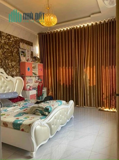 Bán nhà Mậu Lương 50m2, 5 tầng, 8.5 tỷ. GARA. - VỈA HÈ - KINH DOANH ĐỈNH