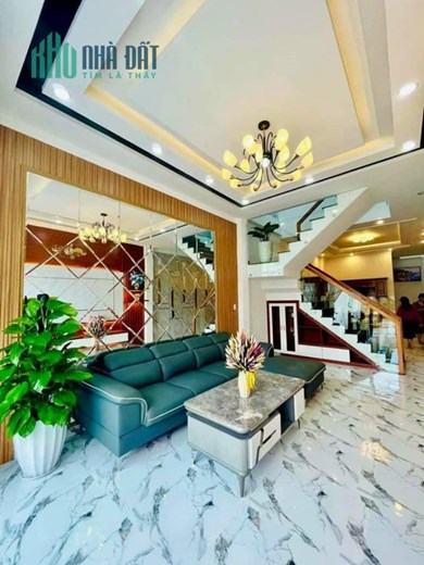 Bán nhà Mậu Lương 50m2, 5 tầng, 8.5 tỷ. GARA. - VỈA HÈ - KINH DOANH ĐỈNH