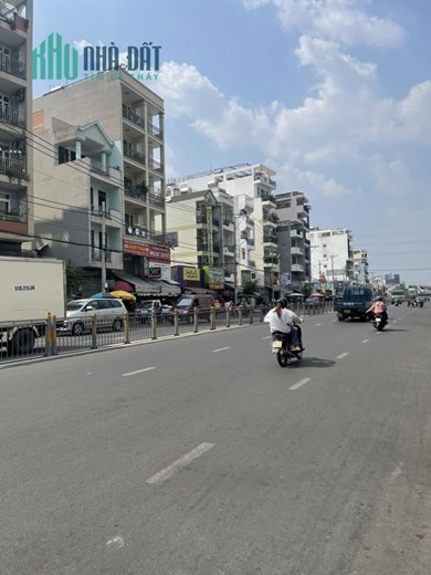 Giảm mạnh 1.4 tỷ, bán gấp nhà mặt tiền khu Nơ Trang Long - Nguyễn Xí, Bình Thạnh