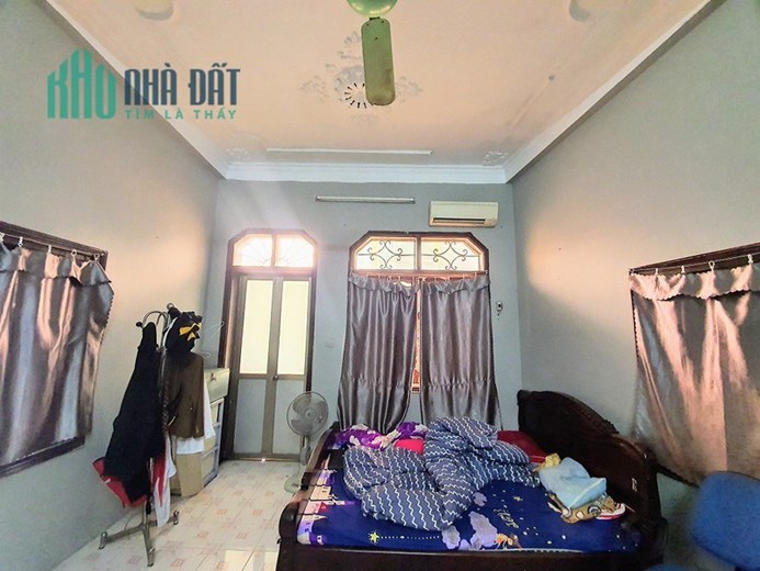 Bán Rẻ Nhà Đẹp Quận 11, HẺM CỰC RỘNG, 82m2, 6 Phòng, 11.2 TỶ HẠ CÒN 8.2 TỶ