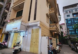 Bán nhà tập thể Nguyễn Ngọc Doãn, Đặng Văn Ngữ, Đống Đa tầng 2 diện tích 50m2 giá 1,75 tỷ.