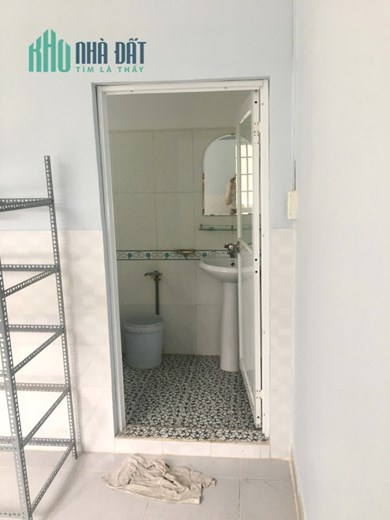 Nhà thuê căn góc 2 MT đường 12m KDC Bình Hưng - Giá : 12 Triệu