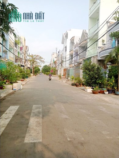 Nhà thuê căn góc 2 MT đường 12m KDC Bình Hưng - Giá : 12 Triệu