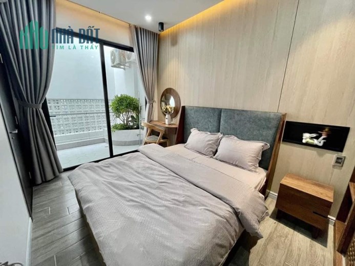 Bán nhà Mễ Trì Hạ 65m2  X 5 tầng, MT 5m, Ô tô vào nhà, Tiện ích vô vàn, Full nội thất. Giá chỉ 4 tỷ,
