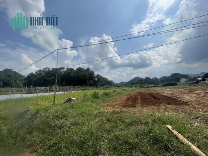 Cần bán mảnh đất 577m2 ở Đông Sang thích hợp làm nơi nghỉ dưỡng