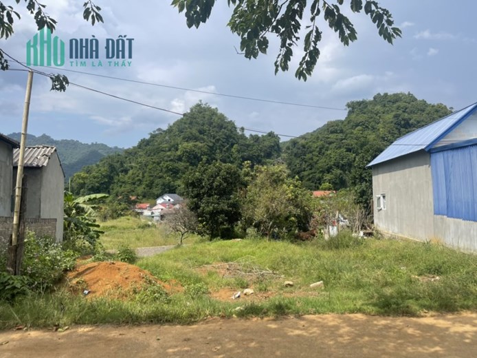 Cần bán mảnh đất 577m2 ở Đông Sang thích hợp làm nơi nghỉ dưỡng