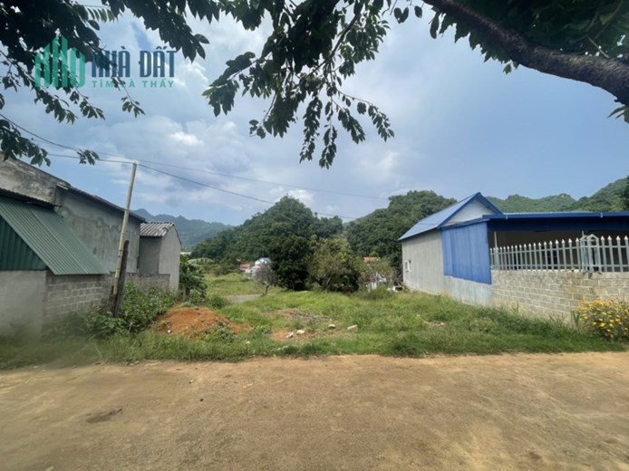 Cần bán mảnh đất 577m2 ở Đông Sang thích hợp làm nơi nghỉ dưỡng