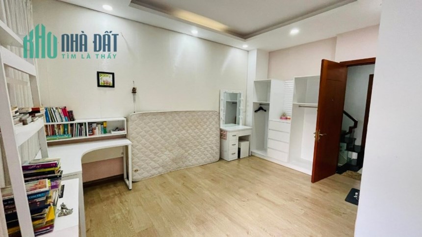 Hẻm xe hơi 8m Lý Thường Kiệt, Phường 9, Tân Bình, 82m2, 5 tầng, 11PN, Giá 14,9 tỷ