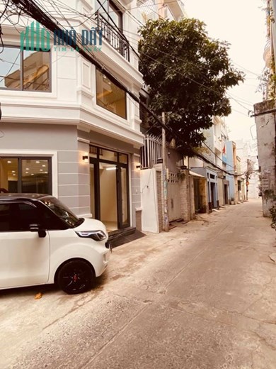 Bán nhà sát MT Hoàng Hoa Thám, 2 mặt HXH, ngang lớn 6.8m, KD quá tốt.