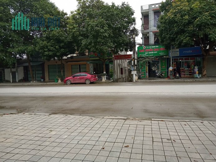 Bán nhà phố Bà Triệu mặt tiền rộng