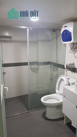 Cho thuê nhà giáp nhị, dt 50mx2 tầng. Giá 11tr