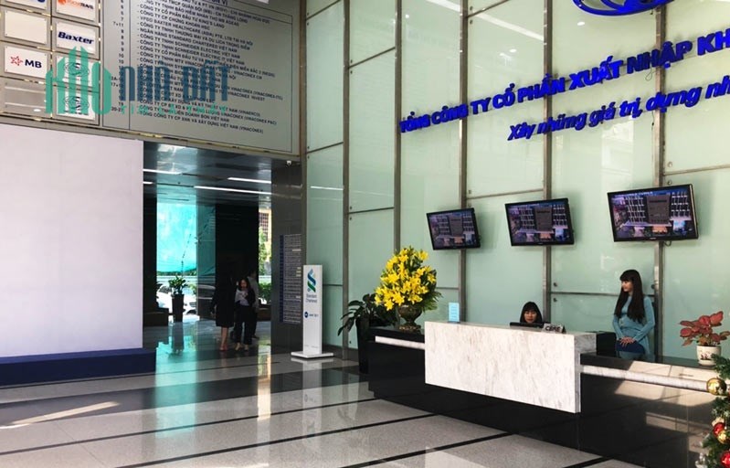 Cho thuê văn phòng chuyên nghiệp tại tòa Vinaconex Tower, Láng Hạ, q.Đống Đa, 400m2 sàn thông