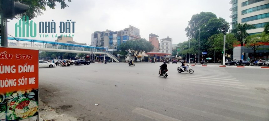 NHÀ 70M2 LÔ GÓC MẶT PHỐ TRẦN KHÁT CHÂN CHỈ 18,5 TỶ.