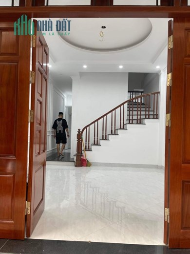 Cho thuê nhà KIM NGƯU,  41m x5T giá 15 triệu