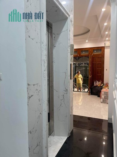 Cho thuê nhà KIM NGƯU,  41m x5T giá 15 triệu