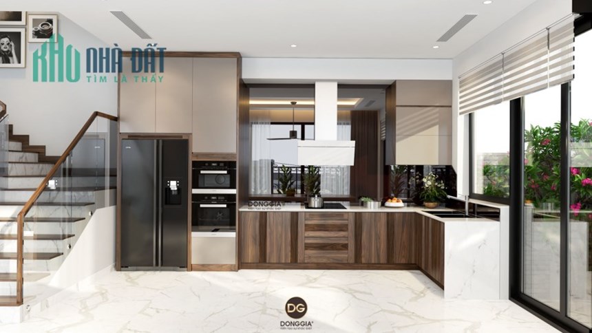 Bán nhà Mặt tiền đường Nguyễn Thành Hãn, Quận Hải Châu. Nhà 2 tầng, DT 161 m2. Đường Ô tô. Gần Sân