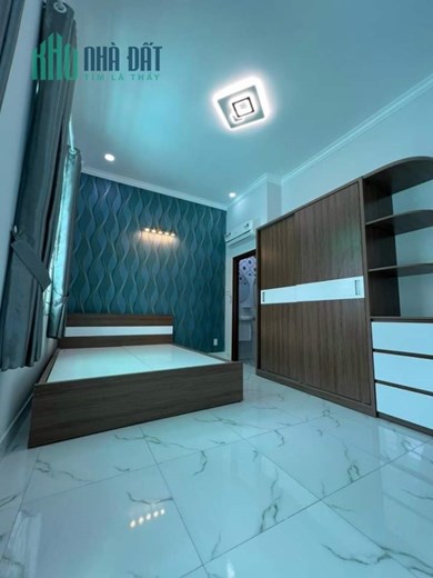 BÁN NHÀ BỜ BAO TÂN THẮNG, TÂN PHÚ, hẻm xe hơi, 223m2, NGANG 13m, 4 tầng, thu 100 triệu/tháng, Nhỉnh
