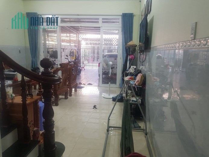CHÍNH CHỦ cần bán nhanh căn nhà 1 trệt 1 lầu tại khóm 6, P.4, TP Vĩnh Long