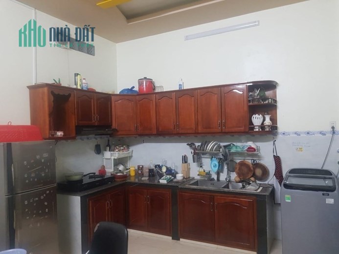 CHÍNH CHỦ cần bán nhanh căn nhà 1 trệt 1 lầu tại khóm 6, P.4, TP Vĩnh Long
