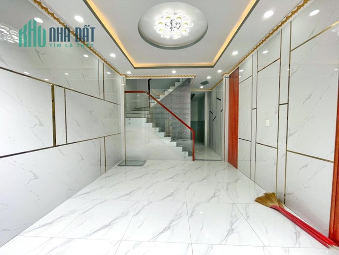 Nhà mới 3 tầng hẻm Dương Bá Trạc P1Q8. Giá 6,8 tỷ TL