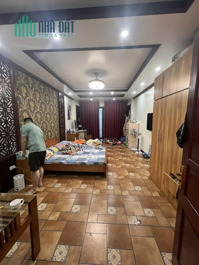 Bán Nhà Ngô Thì Nhậm,40m2 5 Tầng ngõ 5m thông , rộng oto vào nhà , KD Được _ giá 4.7 tỷ