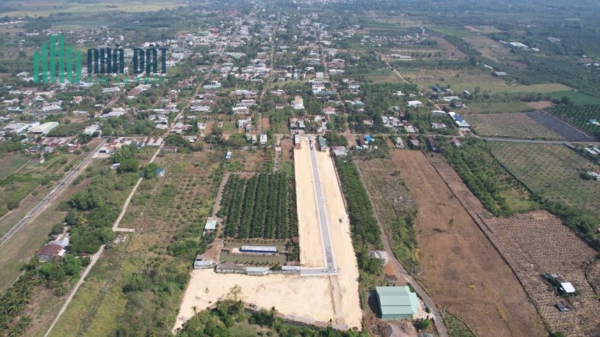 2 lô đất Sông Thao ,Trảng Bom,đường nhựa 2 otô ,vỉa hè,thổ ,sổ riêng ,950 tr/lô