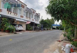 Chính chủ cần bán nhà đường số 5, KDC 586, P7, tp Vị Thanh, tỉnh Hậu Giang
