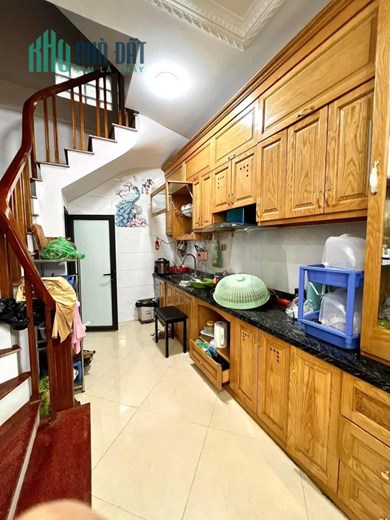 Bán nhà Lê Thanh Nghị, Trần Đại Nghĩa 50mx4T nhỉnh 4 tỷ kd 3 ngủ lô góc cho thuê 15tr/th