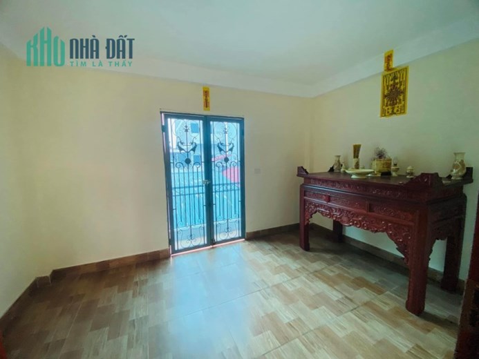 KHÂM THIÊN ĐẸP LONG LANH 40M NHỈNH 4 TỶ