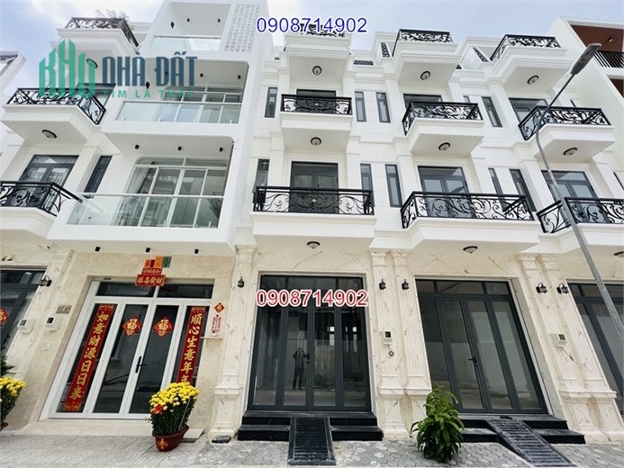 Bảo Yến Residence MTKD Tô Hiệu, gần chợ Cây Keo, nhà xây 1 trệt 3 lầu, 4,5x18m, sổ riêng
