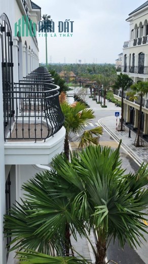 Chính chủ chà là xẻ khe  cần bán gấp biệt thự  DT 72m2 tại Vinhomes Ocean Park Văn Giang Hưng Yên.