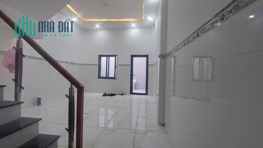 Bán Nhà Ngay Hẻm 541 Tỉnh Lộ 10 DT 74m2 Thanh Toán 3 tỷ Nhận Nhà Vào Ở  Hoàn Công Sẵn