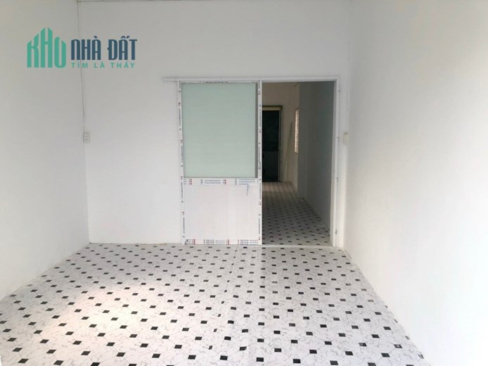 Nhà thuê mới 2 Tầng Cư Xá Bùi Minh Trực P5Q8  - Giá : 12 triệu
