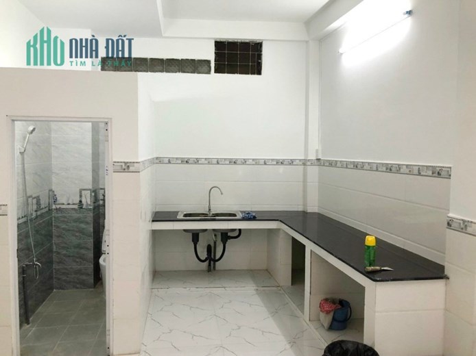 Nhà thuê mới 2 Tầng Cư Xá Bùi Minh Trực P5Q8  - Giá : 12 triệu