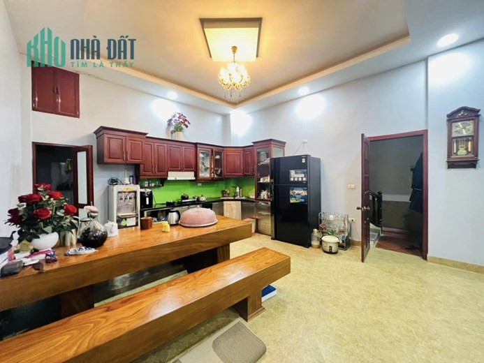 Nhà đại kim 65m2 x4T,mt 6.5m,rộng,đẹp,oto gần,giá 5,59 tỷ