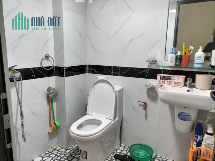 BÁN NHÀ MỚI KOONG 40M2 x 5 TẦNG - CÁCH XÃ ĐÀN 70M - NGÕ THÔNG - HIẾM NHÀ BÁN NHỈNH 5 TỶ LH