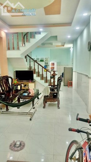 Bán nhà ngay trung tâm Quận 9. Giá rẻ