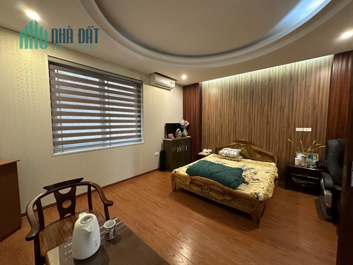 Cầu giấy, vỉa hè Ô TÔ tránh, nội thất đỉnh cao, 55m2 giá chỉ hơn 9 tỷ, 0866585090