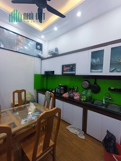 Cần bán nhà Phố Bà Triệu Hà Đông, KINH DOANH tốt 33m2x5 tầng, 6PN rộng