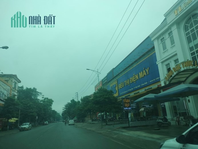 Cần bán lô đất 60m2, mặt đường Nguyễn Thái Học, Hòa Bình
