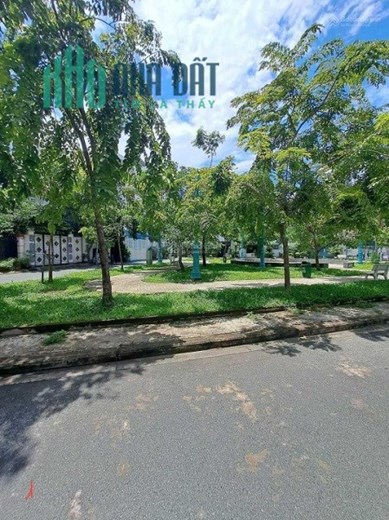 BÁN BIỆT THỰ KDC TÂN QUY ĐÔNG, P. TÂN PHONG, QUẬN 7 DT 12X20M GIA 32 TỶ