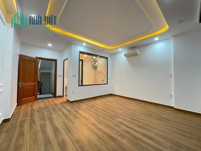 Nhà xây ở tâm huyết 4 tầng mới tinh, diện tích 50m GIÁ 6 tỉ tại Khu phân lô tái định cư Cây Đa