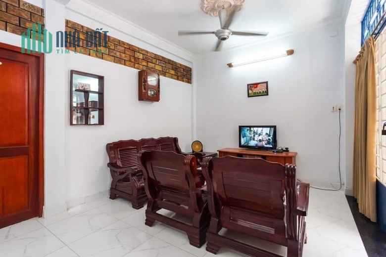 ​
CÁCH MT ĐINH BỘ LĨNH CHỈ 50M THẲNG 1 TRỤC - NHÀ CHÍNH CHỦ Ở LÂU ĐỜI TỪ NĂM 2000.

​